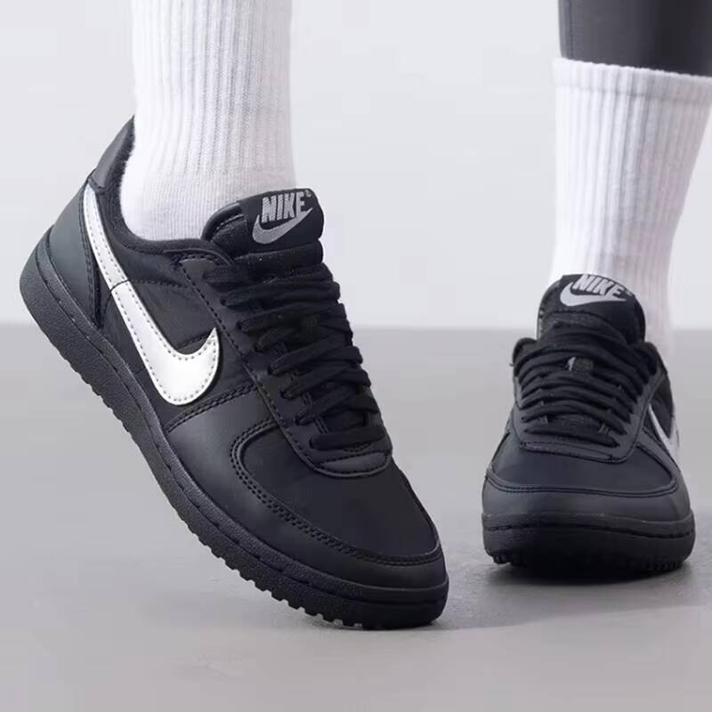 New Nike Men's & Women's New F - Outdoor Sport Field recensie en prijs