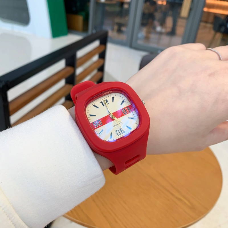 Square Silicone Electronic Wat - Outdoor Sport Watch recensie en prijs